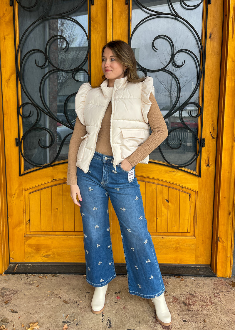 Petal Perspective Tummy Control Cropped Embroidered Risen Jeans