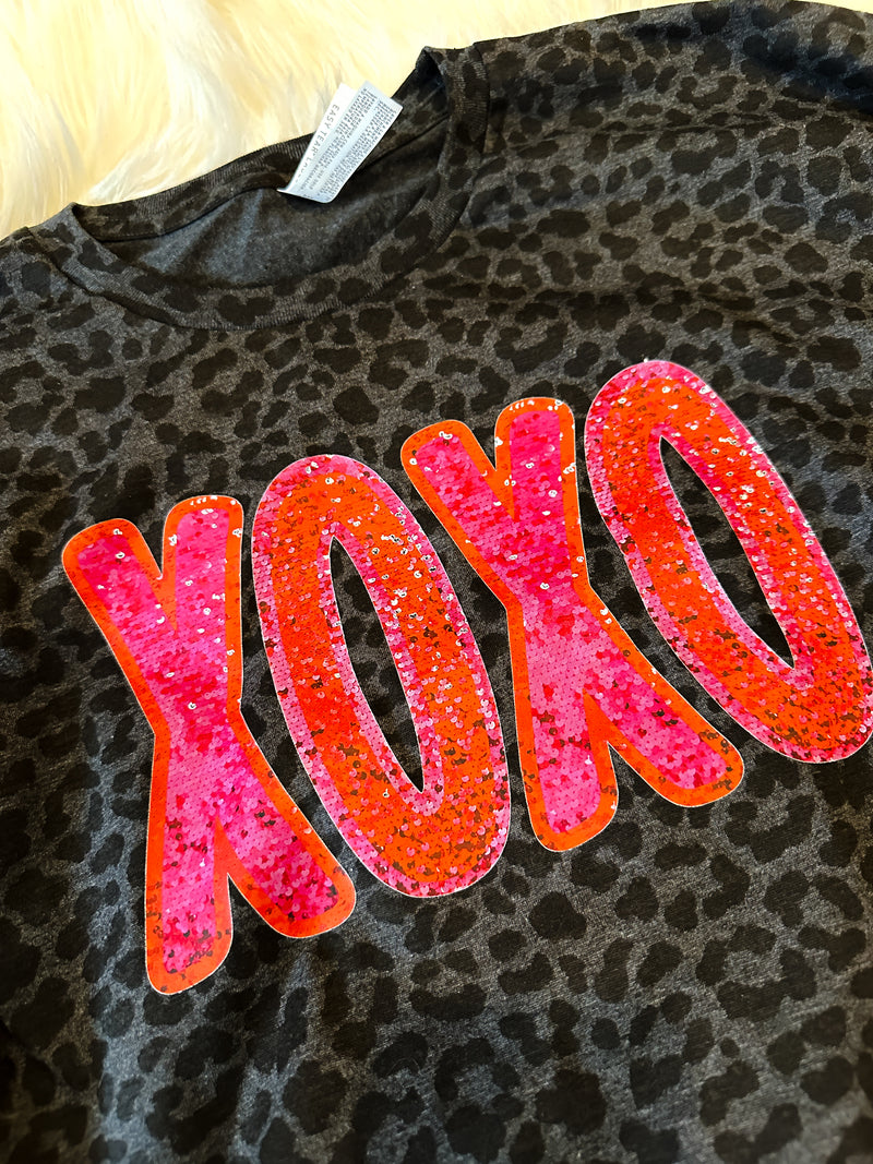 XOXO Leopard Tee (S-2XL)