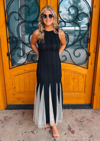 Classic Composition Solid Knit Maxi Dress