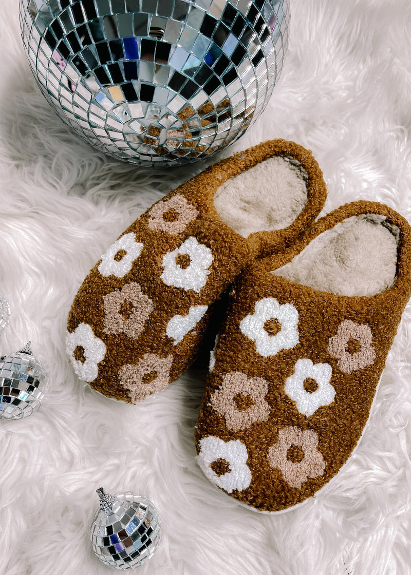 Neutral Daisy Slippers