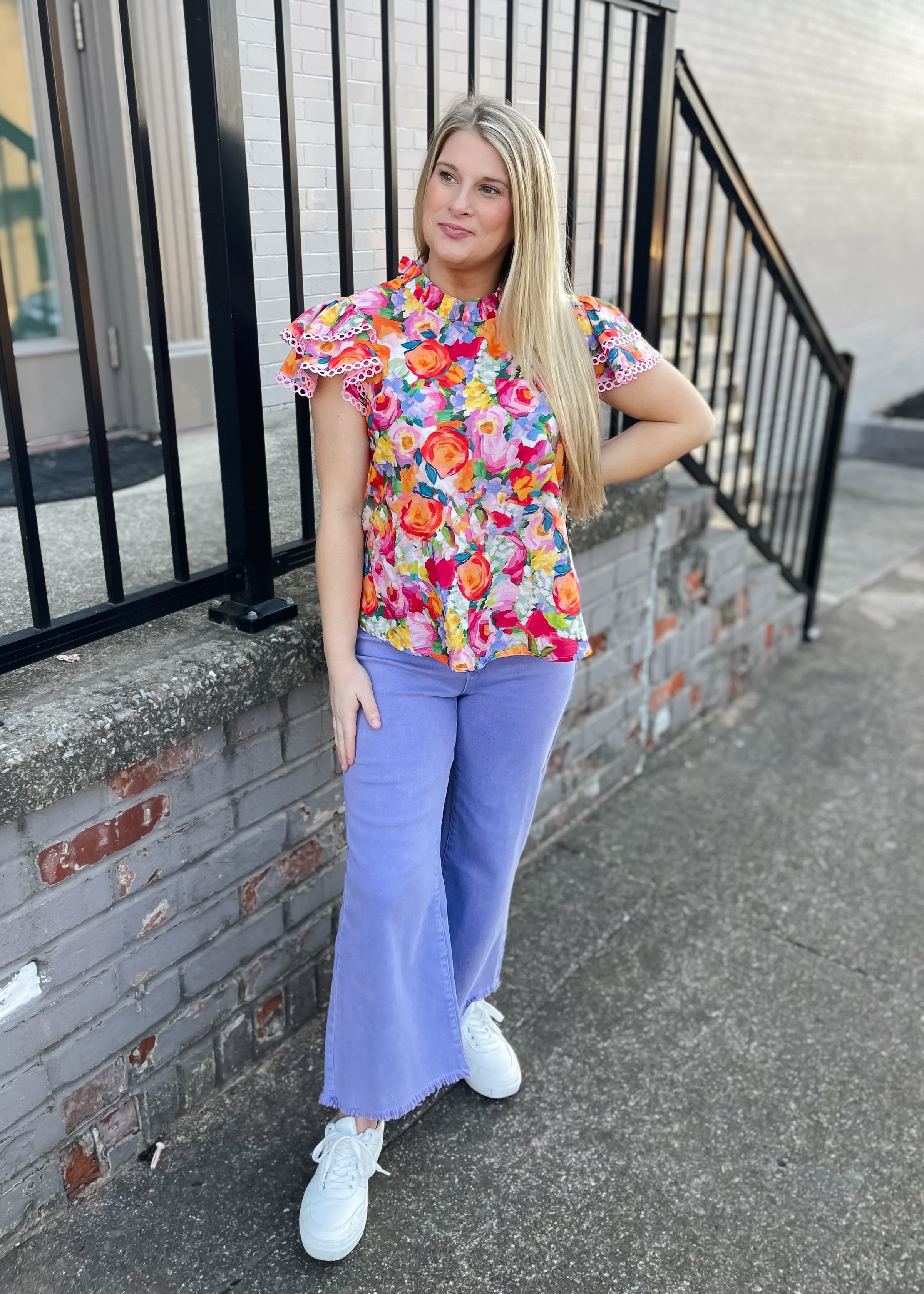 In the Right Place Top (S-XL)