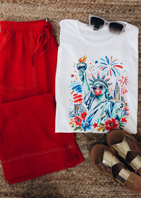 Statue Of Liberty Blowing Bubble Gum Graphic Tee (S-2XL)