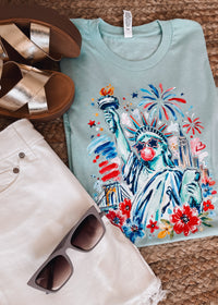 Statue Of Liberty Blowing Bubble Gum Graphic Tee (S-2XL)