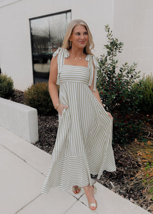 Walking the Boardwalk Maxi Dress