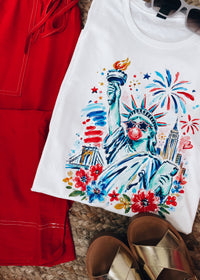 Statue Of Liberty Blowing Bubble Gum Graphic Tee (S-2XL)