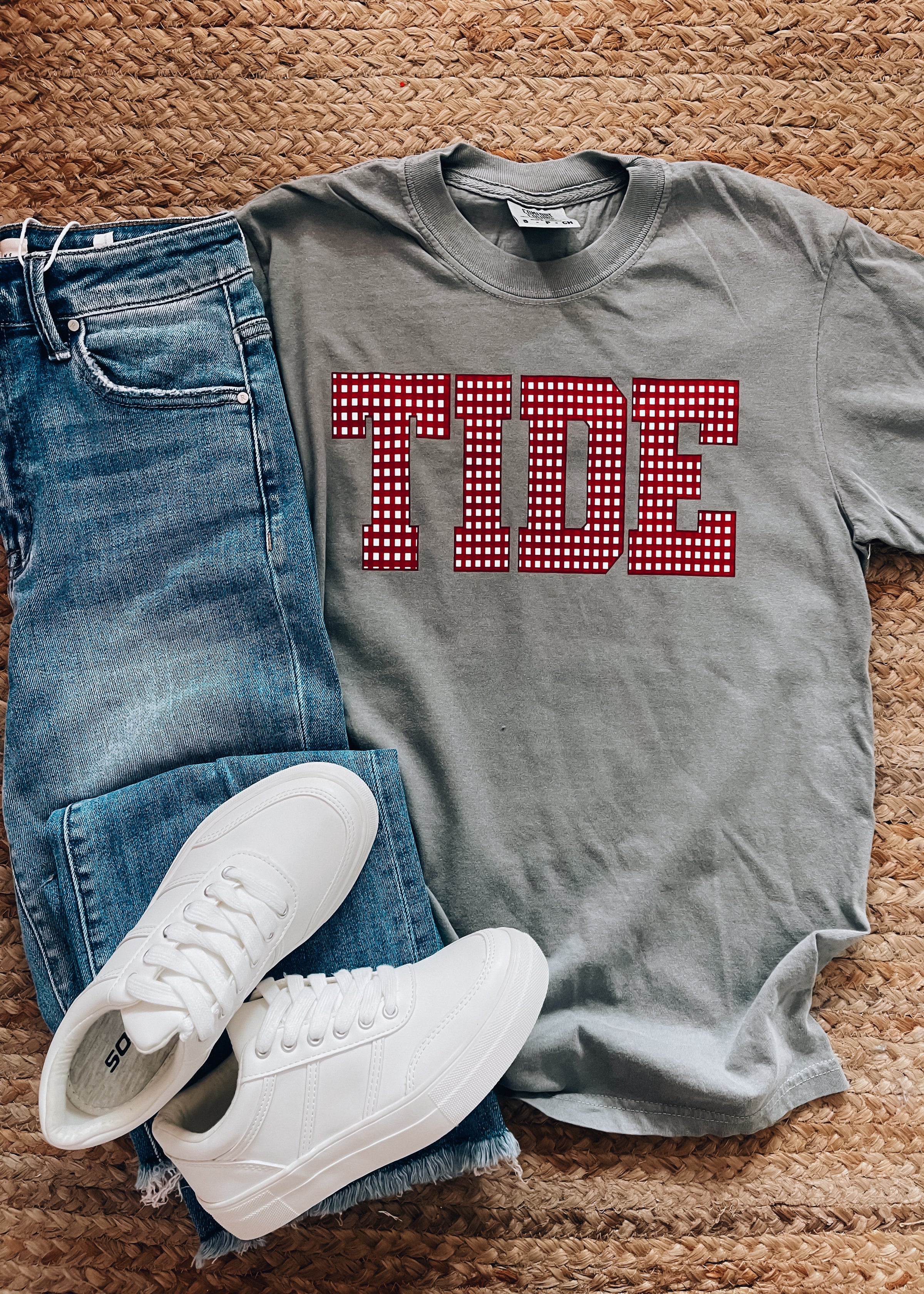 Tide Graphic Tee (S-2XL)