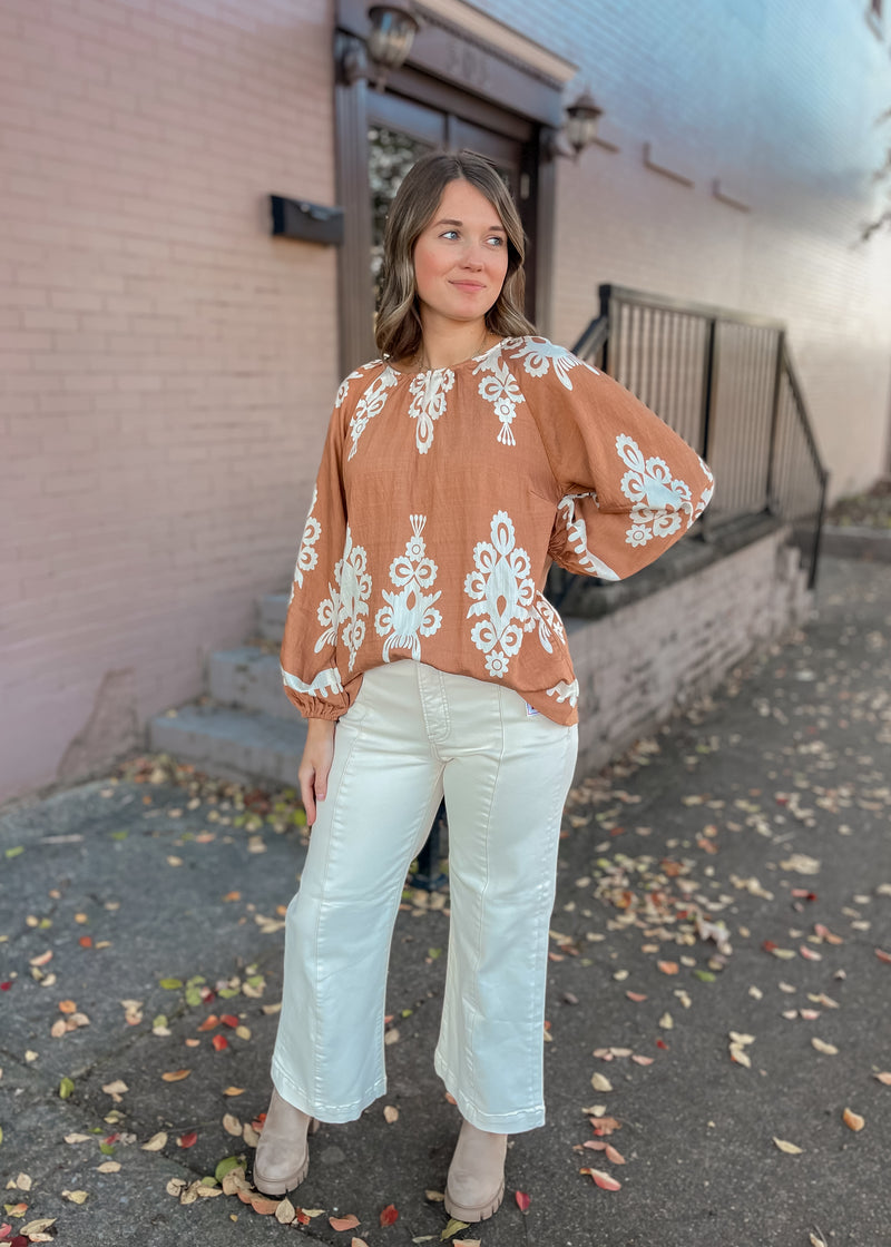 A Look That Lasts Top