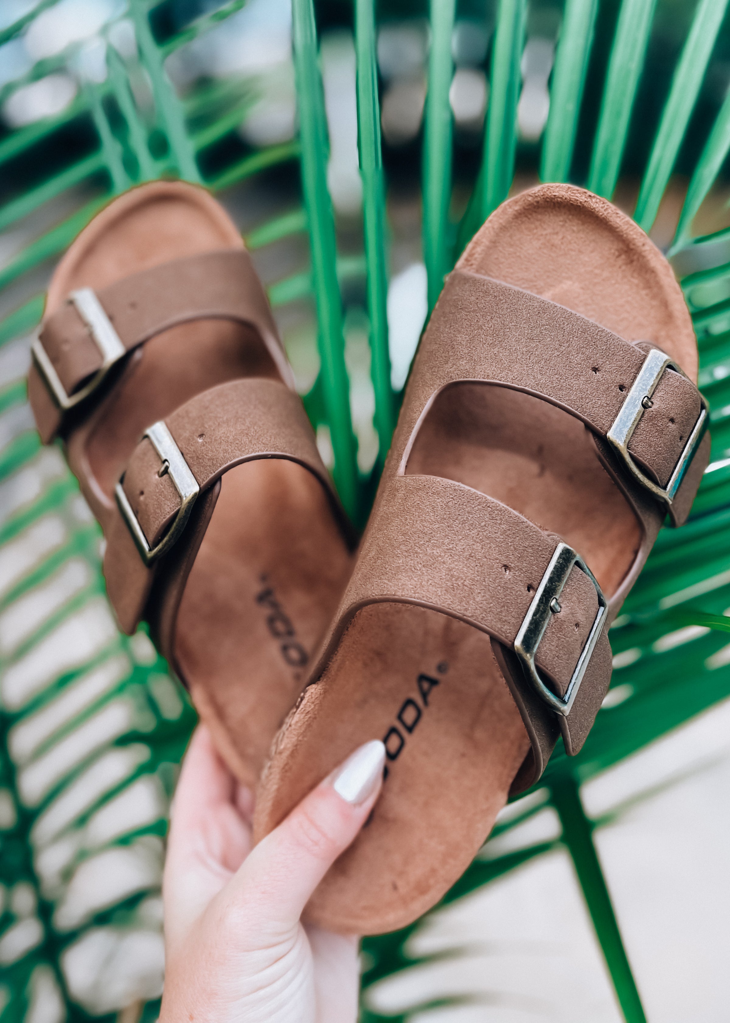 Coastline Classic Sandals