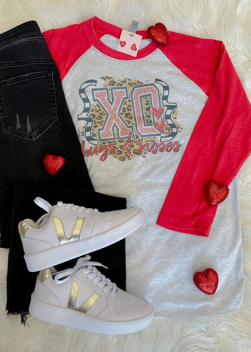 XOXO Hugs & Kisses Raglan (S-3XL)