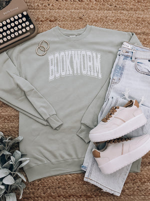 Bookworm Sweatshirt (S-2XL)