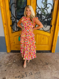 Live out your dream date in this sassy yet classy Dreamy Date Midi Dress! Featuring a round neckline, a floral print, and a tiered bottom, you'll be the talk of the town in this midi length cutie! Plus the back zip up closure for a snug and flattering fit! Perfect for any occasion, it's time to get ready for a night out with your BFFs. Now, let's get our midi on!