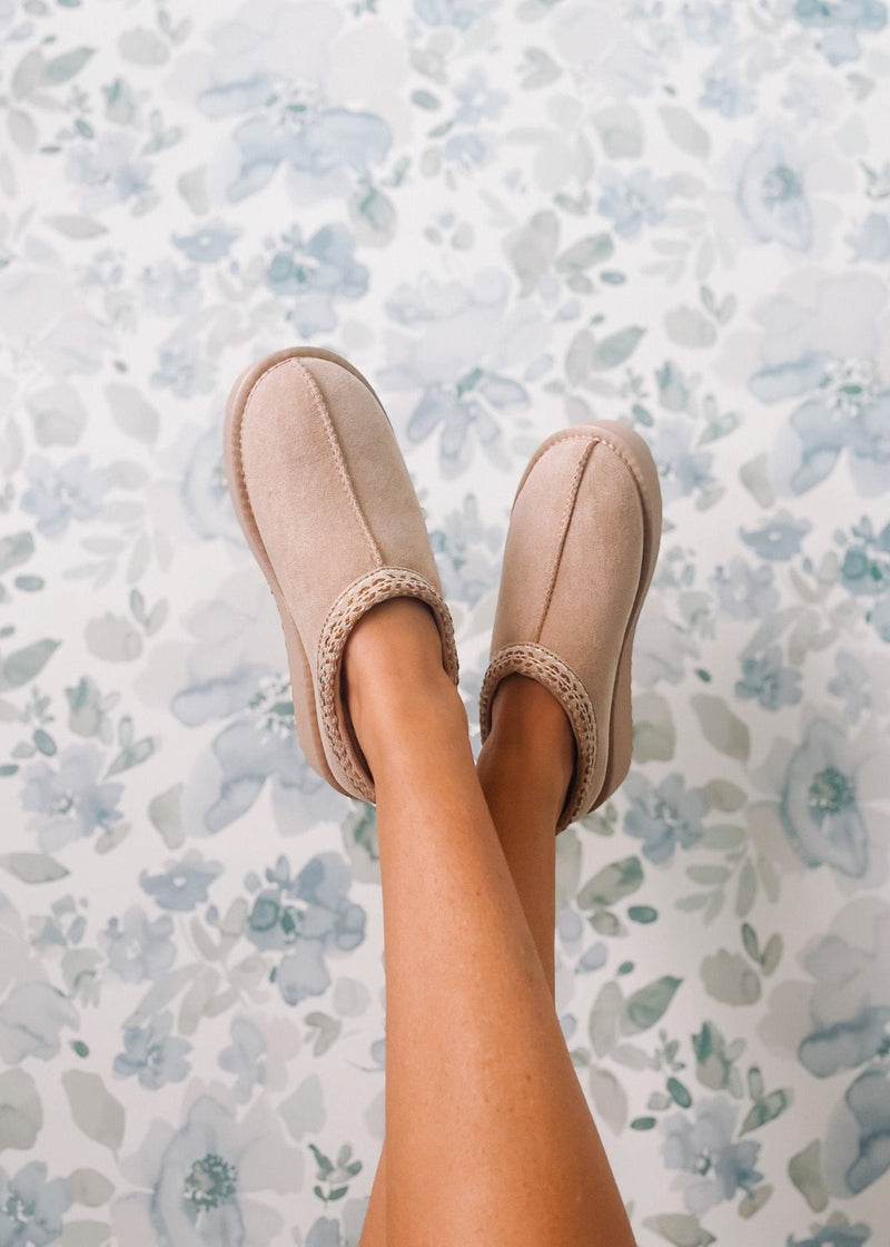 On Cloud Nine Slippers - Beige