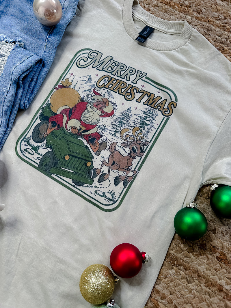 Vintage Merry Christmas Graphic Tee (S-2XL)