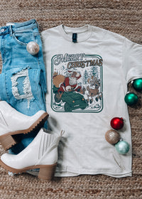 Vintage Merry Christmas Graphic Tee (S-2XL)