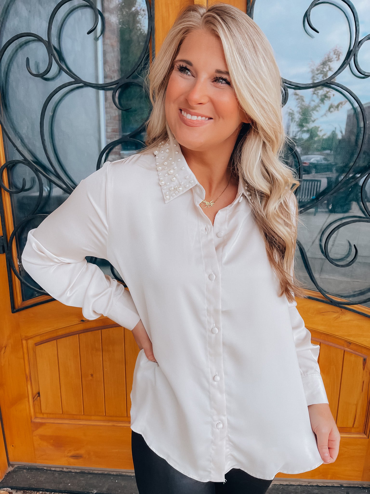 Pearl Collar Button Down Top – The Sassy Owl Boutique
