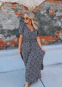 Sugarplum Charm Maxi Dress