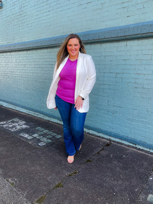 This sleek and chic blazer is the centerpiece for any look. With an open front and cuffed long sleeves, you can look smart and sophisticated in the office, in the classroom, or on the town. Get the ultimate feeling dressed up in this white blazer! Reel in the compliments!