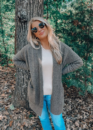 Falling Leaves Cardigan (S-XL)