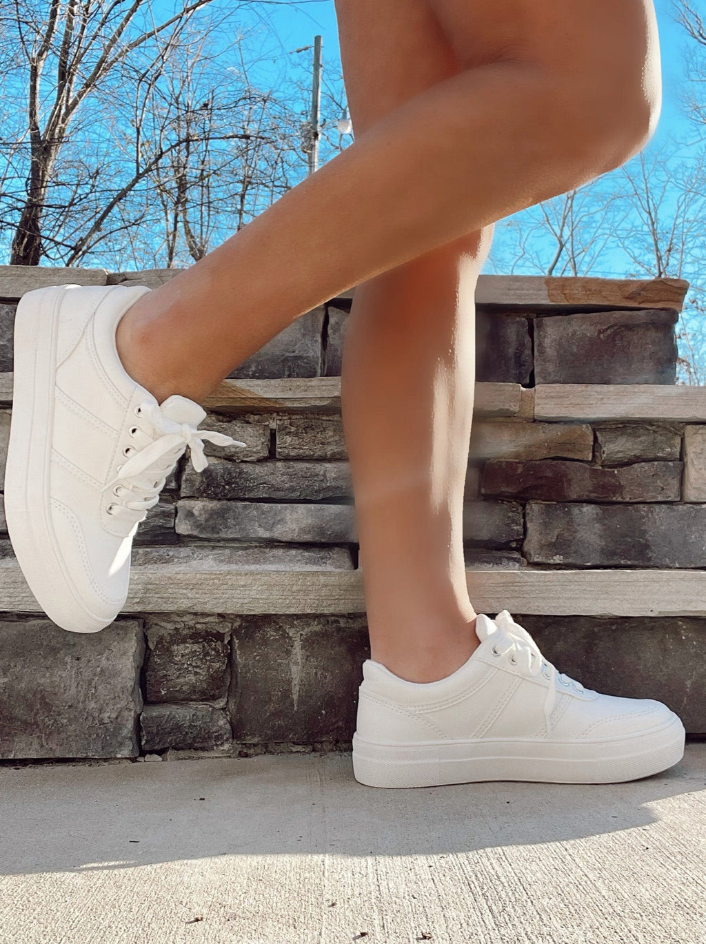 Iconic Steps White Sneakers