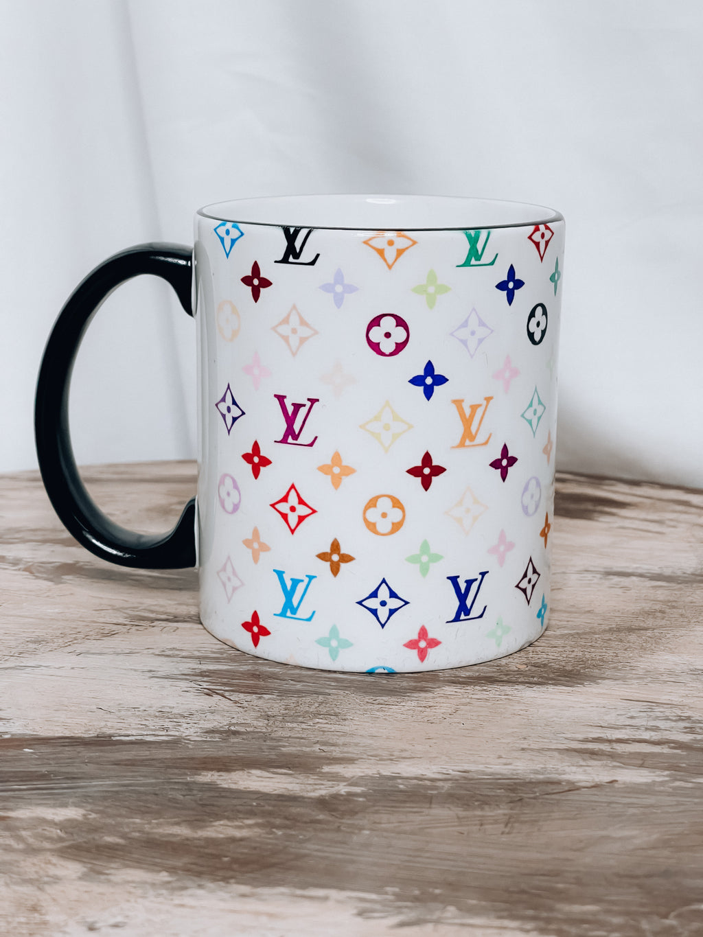 Wake up and start your morning off right with a good cup of coffee in your new mug. This mug is the perfect gift for that person in your life with that boujee personality. Make great gifts!   Ceramic mug 11 oz.  Double sided print Top rack dishwasher safe.  Microwave safe 