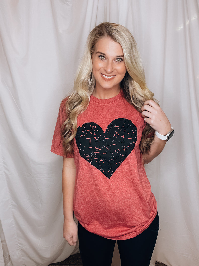 Distressed Heart Tee (XS-3XL)