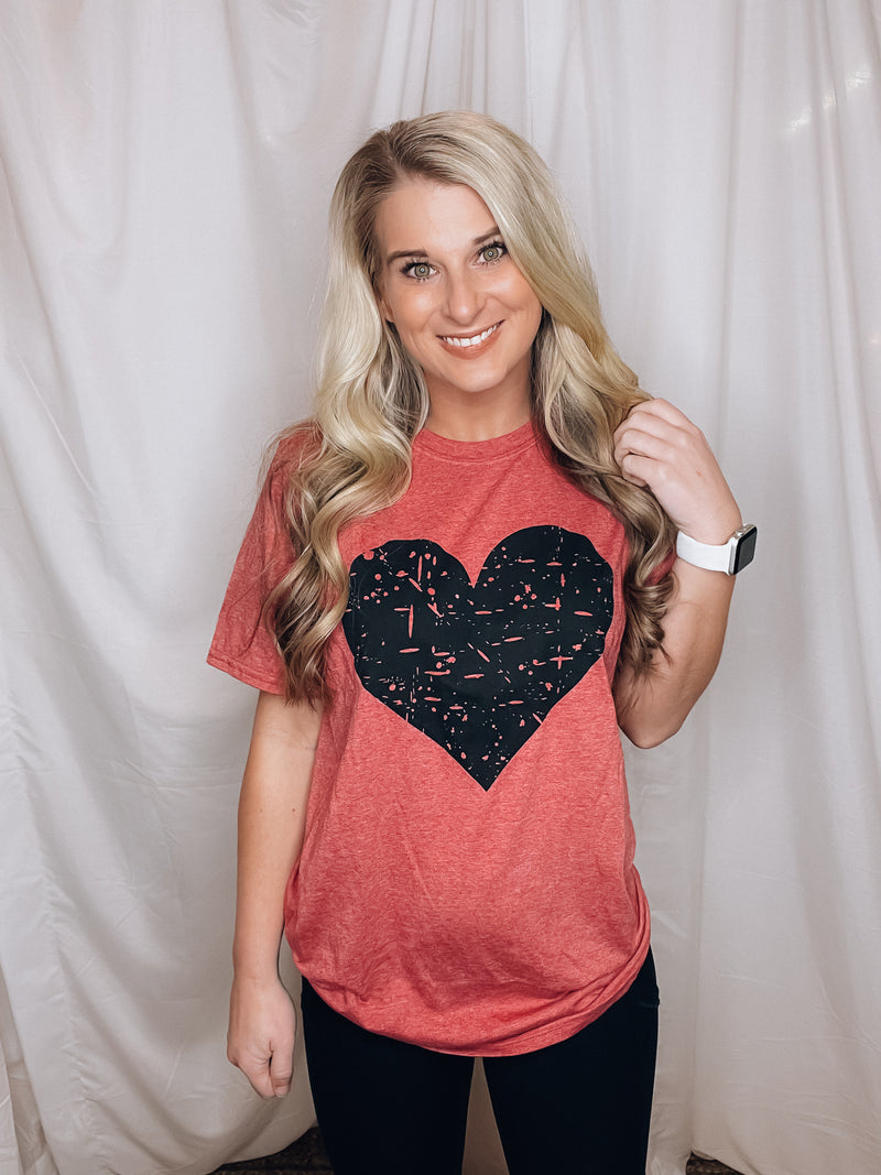 Distressed Heart Tee (XS-3XL)