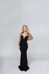 One Last Kiss Maxi Dress- Black