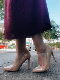 Heels feature a simple nude color, point toe detail, pump heel and runs true to size! 